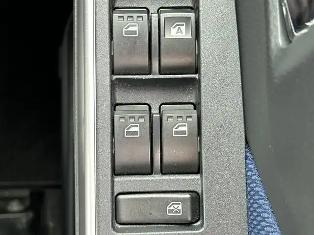 トヨタ タンク カスタムG－T 兵庫県 2018(平30)年 3万km ブラックマイカメタリック 純正ナビ/BT/フルセグ/前後ドライブレコーダー/純正ビルトインETC/バックカメラ/ZEROレーダー/TRDエアロ/BLITZ車高調/クルーズコントロール/LEDヘッドライト/AMEアルミホイール/前後シートヒーター/横滑り防止装置/ABS