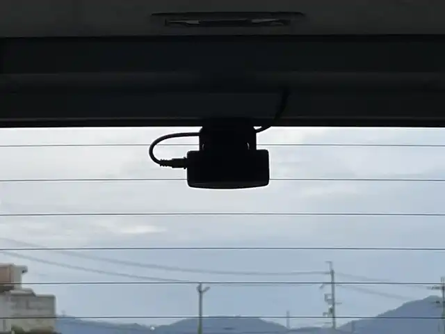 トヨタ ルーミー G S 滋賀県 2017(平29)年 7.4万km ブラックマイカメタリック 禁煙車/純正9インチナビ/フルセグTV・Bluetooth・CD・DVD/ETC/前方ドライブレコーダー/クルーズコントロール/両側パワースライドドア/プッシュスタート/スマートキー/スペアキー/オートライト/フォグライト/横滑り防止機能/衝突軽減機能/電動格納ミラー/純正フロアマット/純正ホイールカバー