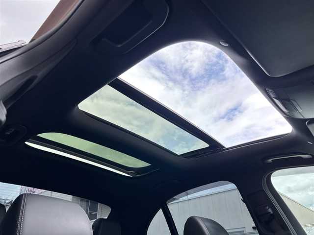 メルセデス・ベンツ Ｍ・ベンツ Ｅ２２０ｄ アバンギャルド AMGライン 山梨県 2019(平31)年 6.5万km オブシディアンブラック 後期　/黒革　/Pサンルーフ /MアンビエントL/純正ＨＤＤナビ/全周囲カメラ/フルセグＴＶ/自動駐車/Ｐシート/シートＨ/マルチビームＬＥＤ/Ａハイビーム/レーダーＳＰ/ステアリングＳ/ＬＫＡ/ＢＳＡ/アップルカープレイ/アンドロイドＡ/保証書