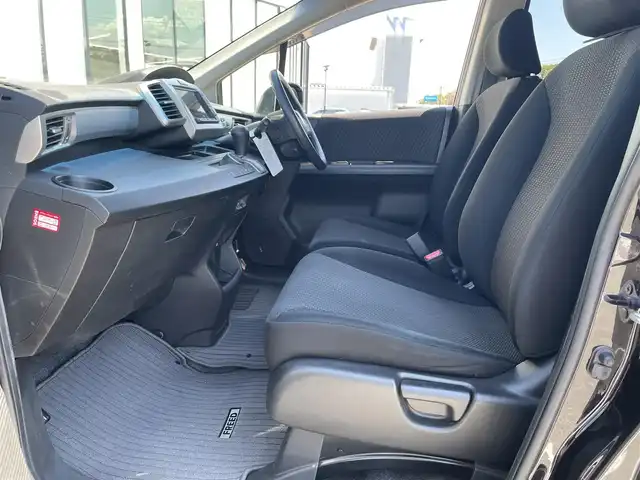 ホンダ フリード Gエアロ ジャストセレクション 鳥取県 2012(平24)年 5.6万km プレミアムブラキッシュパール ワンオーナー/純正ナビ／ＴＶ／ＤＶＤ／ＣＤ/バックカメラ/ビルトインＥＴＣ/純正エアロパーツ/片側パワースライド/スマートキー/キセノンライト/純正アルミホイール/ウィンカーミラー/電動格納ミラー/２列目キャプテンシート/フロアマット/ドアバイザー/スペアキーｘ１