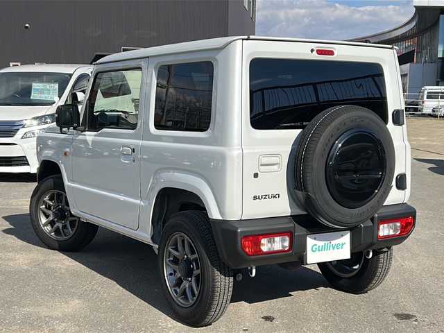 スズキ ジムニー XC 道東・釧路十勝 2023(令5)年 2.8万km ピュアホワイトP 4WD/社外カーオーディオ　/ＣＤ再生　/ＥＴＣ　/前席シートヒーター　/クルーズコントロール　/レーンアシスト　/衝突軽減ブレーキ/横滑り防止装置/アイドリングストップ　/スマートキー　/プッシュスタート　/純正ＬＥＤヘッドライト　/純正１６インチアルミホイール/社外フロアマット