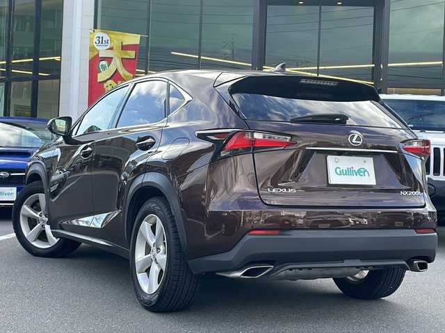 レクサス ＮＸ 200t バージョンL 長野県 2016(平28)年 18.4万km アンバークリスタルシャイン ターボ/４WD/純正ナビ（CD/DVD/フルセグTV/BT）/サイドカメラ/バックカメラ/ビルトインETC/クルーズコントロール/パワーバックドア/パワーシート（運転席メモリー機能付）/シートヒーター/ベンチレーション/ステアリングヒーター/アイドリングストップ/AC１００V/電動パーキングブレーキ/ブレーキホールド/スマートキー/Pスタート/電動格納ミラー/純正18インチAW/フロアマット