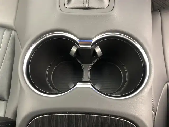 トヨタ ハリアー ハイブリッド G 愛知県 2023(令5)年 8.5万km プレシャスブラックパール トヨタセーフティーセンス/・衝突軽減/・プリクラッシュ/・レーダークルーズコントロール/純正ディスプレイナビ/・フルセグ/・Bluetooth/・Applecarplay/バックカメラ/ステアリングリモコン/革巻きステアリング/パワーシート/ハーフレザーシート/ETC2.0/純正フロアマット/純正AW