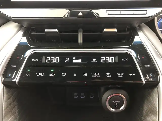 トヨタ ハリアー ハイブリッド G 愛知県 2023(令5)年 8.5万km プレシャスブラックパール トヨタセーフティーセンス/・衝突軽減/・プリクラッシュ/・レーダークルーズコントロール/純正ディスプレイナビ/・フルセグ/・Bluetooth/・Applecarplay/バックカメラ/ステアリングリモコン/革巻きステアリング/パワーシート/ハーフレザーシート/ETC2.0/純正フロアマット/純正AW