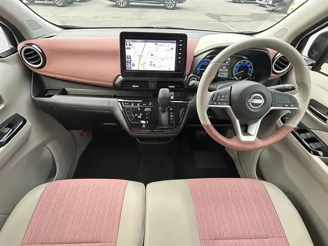 日産 デイズ ボレロ 大阪府 2024(令6)年 0.2万km ホワイトパール 9インチナビ（フルセグ/Bluetooth/USB)/車外カメラ（全方位/バック/フロント/サイド)/外装色ホワイトパール/ライラック（P67W13)/衝突被害軽減システム/レーンキープアシスト/横滑り防止装置/コーナーセンサー/アイドリングストップ/デジタルインナーミラー/ドライブレコーダー/ハーフレザー/純正フロアマット/純正LEDライト