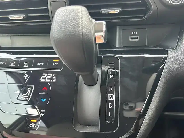 日産 デイズ ボレロ 大阪府 2024(令6)年 0.2万km ホワイトパール 9インチナビ（フルセグ/Bluetooth/USB)/車外カメラ（全方位/バック/フロント/サイド)/外装色ホワイトパール/ライラック（P67W13)/衝突被害軽減システム/レーンキープアシスト/横滑り防止装置/コーナーセンサー/アイドリングストップ/デジタルインナーミラー/ドライブレコーダー/ハーフレザー/純正フロアマット/純正LEDライト