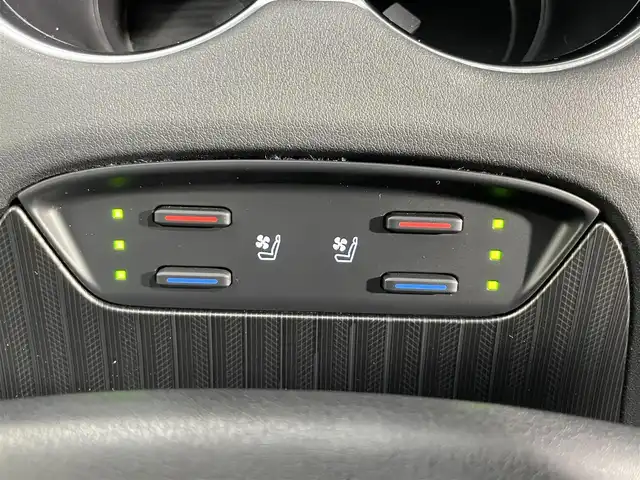 トヨタ ハリアー Z レザーパッケージ 大阪府 2020(令2)年 3.3万km プレシャスブラックパール モデリスタエアロ　全方位カメラ　デジタルインナーミラー　純正ナビＴＶ　レザーシート　レーダークルコン　衝突軽減　パワーシート　シートヒーター　シートエアコン　ＥＴＣ　社外ＧＰＳレーダー　レーンアシスト