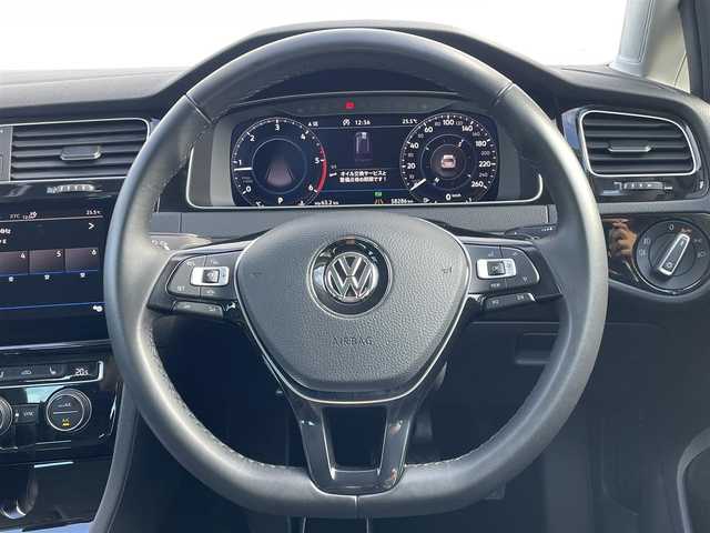 フォルクスワーゲン ゴルフ ヴァリアント TDI ハイライン マイスター 東京都 2020(令2)年 5.9万km ピュアホワイト 純正ナビ/CD/DVD再生/Bluetooth接続/AppleCarPlay/AndroidAuto/バックカメラ/クロレザーシート/シートヒーター/アダプティブクルーズコントロール/ブラインドスポットモニター/衝突被害軽減ブレーキ/レーンキープアシスト/パークディスタンスコントロール/パークアシスト/D席パワーシート/前後ドライブレコーダー/ETC2.0/サイドエアバック/カーテンエアバック