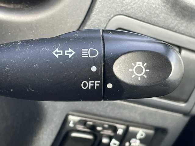 スズキ ジムニー ランドベンチャー 茨城県 2008(平20)年 4.8万km パールホワイト ナビ/-AM/FM/TV/ルーフレール /ETC /D席シートヒーター /前方ドライブレコーダー /純正アルミホイール /スペアキー /スペアタイヤ /リモコンキー /ASSURAレーダー探知機 /ハーフレザーシート /4WD /パワーウィンドウ