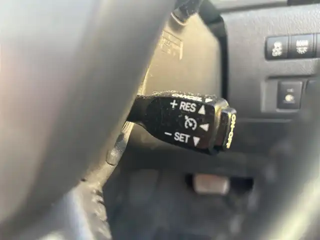 トヨタ ヴェルファイア 2．4Z Gエディション 愛知県 2013(平25)年 12.2万km ホワイトパールクリスタルシャイン ワンオーナー/4WD/両側パワースライドドア/純正フリップダウンモニター/純正HDDナビ(ワンセグ/BT/BD/DVD/CD/USB/ラジオ）/バックカメラ/ETC/クルーズコントロール/ABS/横滑り防止装置/盗難防止装置/オートライト/前後コーナーセンサー/シートポジションメモリー/レザーシート/パワーシート/シートヒーター/チップアップシート/オットマン/純正フロアマット/純正アルミホイール/パワーステアリング/パワーウィンドウ/ドアバイザー/フォグランプ/スマートキー/スペアキー/保証書/取扱説明書