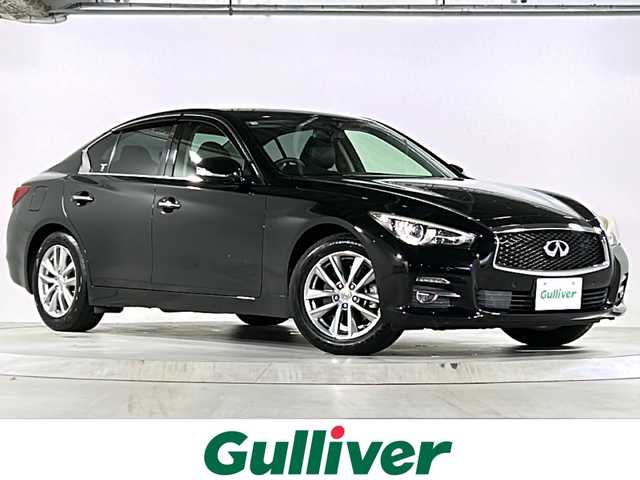 日産 スカイライン 200GT－t タイプP 広島県 2016(平28)年 4.4万km スーパーブラック 禁煙/エマージェンシーブレーキ/車線逸脱警報/BＳＷ/レーダークルーズコントロール/純正ナビ/・フルセグ/CD/DVD/Bluetooth/MusicBox）AUX/USB/アラウンドビューモニター/コーナーセンサー/革巻きステアリング/ステアリングスイッチ/オートライト/電動格納ウィンカーミラー/パワーシート/シートヒーター/レザーシート/ＬＥＤヘッドライト/フォグランプ/スマートキー/プッシュスタート/ビルトインＥＴＣ/ドアバイザー