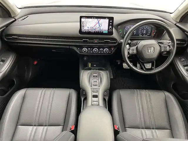 ホンダ ＺＲ－Ｖ ハイブリッド e:HEV Z 熊本県 2024(令6)年 1.8万km クリスタルブラックパール BOSEサウンド/純正ナビ（ＢＴ・フルセグ・ＵＳＢ）/アラウンドビューモニター/前後ドライブレコーダー　/ビルトインＥＴＣ２．０　/前席シートヒーター　/前席パワーシート　/ステアリングヒーター/パワーバックドア/レーダークルーズコントロール/衝突軽減ブレーキ/レーンキープアシスト/路外逸脱制御機能/ブラインドスポットモニター/踏み間違い衝突軽減ブレーキ/パーキングセンサー警報/ダウンヒルアシスト/横滑り防止/置くだけ充電/前後クリアランスソナー/純正フロアマット/純正１８インチAW/オートライト/LEDヘッドライト/フォグライト/スマートキー/プッシュスタート/スペアキー1本