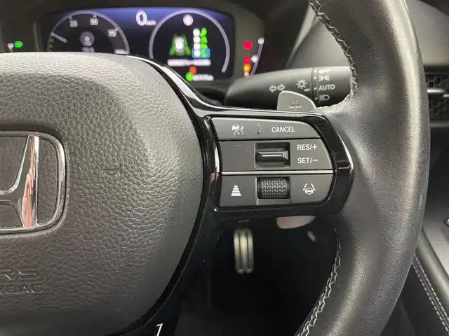 ホンダ ＺＲ－Ｖ ハイブリッド e:HEV Z 熊本県 2024(令6)年 1.8万km クリスタルブラックパール BOSEサウンド/純正ナビ（ＢＴ・フルセグ・ＵＳＢ）/アラウンドビューモニター/前後ドライブレコーダー　/ビルトインＥＴＣ２．０　/前席シートヒーター　/前席パワーシート　/ステアリングヒーター/パワーバックドア/レーダークルーズコントロール/衝突軽減ブレーキ/レーンキープアシスト/路外逸脱制御機能/ブラインドスポットモニター/踏み間違い衝突軽減ブレーキ/パーキングセンサー警報/ダウンヒルアシスト/横滑り防止/置くだけ充電/前後クリアランスソナー/純正フロアマット/純正１８インチAW/オートライト/LEDヘッドライト/フォグライト/スマートキー/プッシュスタート/スペアキー1本