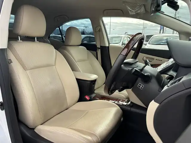 レクサス ＨＳ 250h バージョンI 奈良県 2015(平27)年 6.3万km ソニッククォーツ 純正ナビ/（フルセグ／ＢＴ／ＣＤ／ＤＶＤ）/レーダークルーズコントロール/バックカメラ/前後コーナーセンサー/パワーバックドア/ベージュレザーシート/前席メモリ付きパワーシート/前席シートヒーター／エアーシート/ヘッドアップディスプレイ/ステアリングスイッチ/LEDヘッドライト/オートライト/前方ドライブレコーダー（DRT-H68A）/ETC/純正17インチAW/保証書/取り扱い説明書/スペアキーX1