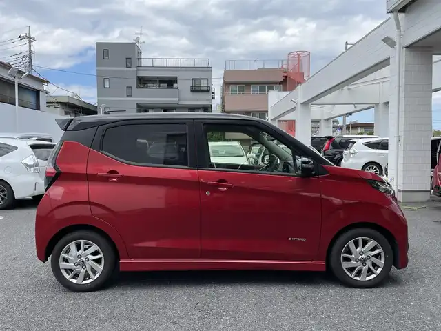 日産 デイズ ハイウェイスターX 埼玉県 2019(令1)年 8.1万km スパークリングレッド/ブラック (株)IDOMが運営する【じしゃロン鳩ヶ谷店】の自社ローン専用車両になりますこちらは現金またはオートローンご利用時の価格です。自社ローンご希望の方は別途その旨お申付け下さい/エマージェンシーブレーキ/ハイビームアシスト/ソナー/純正ＳＤナビ/　(CD/DVD/USB/SD/AUX/Bluetooth接続)/フルセグＴＶ/アラウンドビューモニター/ＥＴＣ２．０/純正ドライブレコーダー/ＬＥＤヘッドライト/サイド＆カーテンエアバッグ