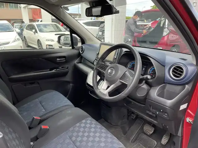 日産 デイズ ハイウェイスターX 埼玉県 2019(令1)年 8.1万km スパークリングレッド/ブラック (株)IDOMが運営する【じしゃロン鳩ヶ谷店】の自社ローン専用車両になりますこちらは現金またはオートローンご利用時の価格です。自社ローンご希望の方は別途その旨お申付け下さい/エマージェンシーブレーキ/ハイビームアシスト/ソナー/純正ＳＤナビ/　(CD/DVD/USB/SD/AUX/Bluetooth接続)/フルセグＴＶ/アラウンドビューモニター/ＥＴＣ２．０/純正ドライブレコーダー/ＬＥＤヘッドライト/サイド＆カーテンエアバッグ