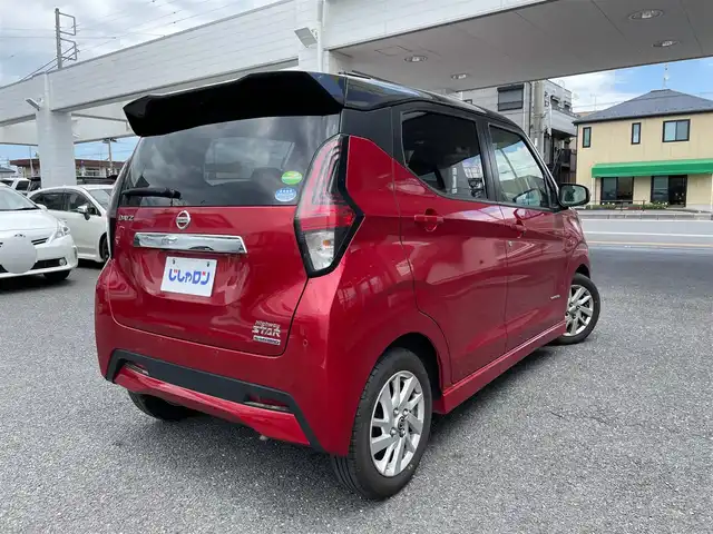日産 デイズ ハイウェイスターX 埼玉県 2019(令1)年 8.1万km スパークリングレッド/ブラック (株)IDOMが運営する【じしゃロン鳩ヶ谷店】の自社ローン専用車両になりますこちらは現金またはオートローンご利用時の価格です。自社ローンご希望の方は別途その旨お申付け下さい/エマージェンシーブレーキ/ハイビームアシスト/ソナー/純正ＳＤナビ/　(CD/DVD/USB/SD/AUX/Bluetooth接続)/フルセグＴＶ/アラウンドビューモニター/ＥＴＣ２．０/純正ドライブレコーダー/ＬＥＤヘッドライト/サイド＆カーテンエアバッグ