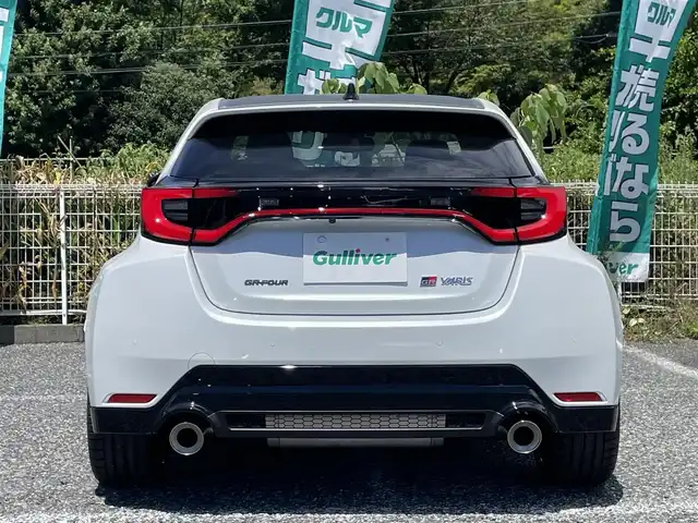 トヨタ ＧＲヤリス RZ ハイパフォーマンス 埼玉県 2025(令7)年 0.1千km プラチナホワイトパールマイカ MC後の登録済未使用車/寒冷地仕様車/サブラジエター/コンフォートパッケージ/ナビパッケージ/シートヒーター/ステアリングヒーター/JBLサウンド/純正ナビTV/バックカメラ/ビルトインETC2.0/純正前後ドラレコ/純正18インチアルミ/LEDヘッドライト/純正フロアマット/クリアランスソナー/セーフティセンス/スマートキー/保証書付整備手帳/取扱説明書