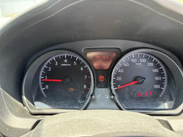 日産 ノート XVセレ +セーフ 奈良県 2015(平27)年 9.5万km シャイニングブルー 社外ナビ(フルセグTV/CD/DVD/AM・FM/AUX)/ETC/衝突被害軽減ブレーキ/LDW(車線逸脱警報)/踏み間違い防止アシスト/アイドリングストップ機能/ISOFIX/ドアバイザー/スマートキー/プッシュスタート