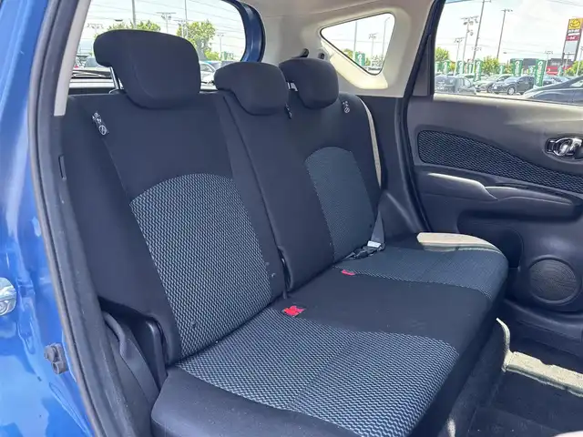 日産 ノート XVセレ +セーフ 奈良県 2015(平27)年 9.5万km シャイニングブルー 社外ナビ(フルセグTV/CD/DVD/AM・FM/AUX)/ETC/衝突被害軽減ブレーキ/LDW(車線逸脱警報)/踏み間違い防止アシスト/アイドリングストップ機能/ISOFIX/ドアバイザー/スマートキー/プッシュスタート