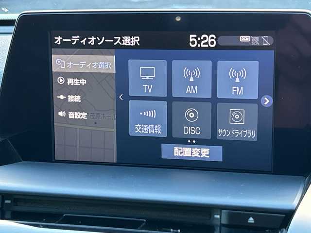 トヨタ クラウン ハイブリッド RS 福岡県 2018(平30)年 12.4万km プレシャスシルバー メーカーナビ　バックカメラ　フルセグＴＶ　２．０ＥＴＣ　ＵＳＢ　ドラレコ　BT　ＣＤ　ソナー　パドルシフト　パワーシート　シートヒーター　ステアヒーター　パドルシフト　ＬＥＤライト オートライト