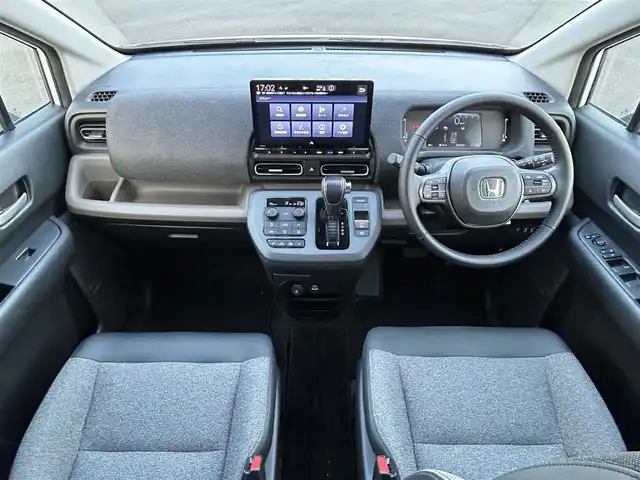 ホンダ フリード AIR EX 鹿児島県 2024(令6)年 1.5万km プラチナホワイトパール 純正メモリナビ/　　CD/DVD/BT/フルセグ/バックカメラ/両側パワースライドドア/レーダークルーズコントロール/LEDヘッドライト/ハーフレザーシート/純正15インチアルミホイール/ステアリングスイッチ/純正ビルトインETC/スマートキー