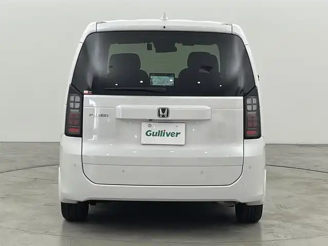 ホンダ フリード AIR EX 福岡県 2024(令6)年 1.5万km プラチナホワイトパール 純正１１．４型ナビ／フルセグＴＶ　/バックカメラ　/ナビ連動前後ドラレコ　/ＥＴＣ　/レーダークルコン　/コーナーセンサー　/衝突被害軽減ブレーキ　/レーンキープ　/ＢＳＭ　/アクセル踏み間違い防止　/両側電動スライドドア　/シートヒーター　/ハーフレザーシート　/純正1５インチアルミホイール　/ＬＥＤヘッドライト