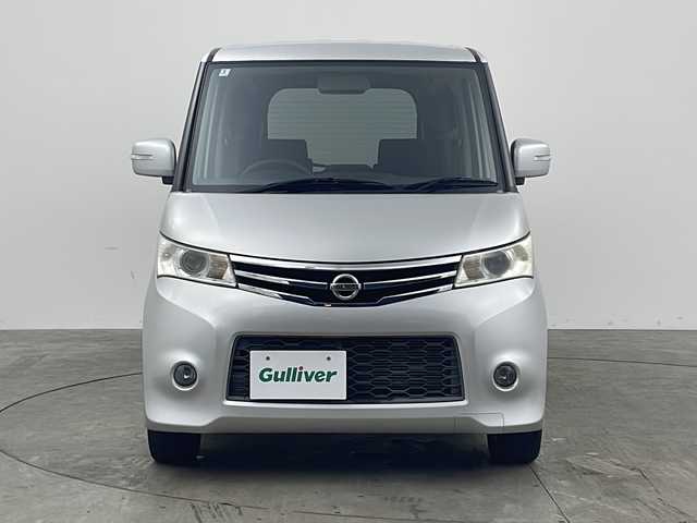 日産 ルークス ハイウェイスター 兵庫県 2012(平24)年 3.5万km シルキーシルバーメタリック ・純正オーディオ/・片側パワースライドドア/・HIDオートライト/・フォグランプ/・純正14インチアルミホイール/・純正フロアマット/・ドアバイザー/・ベンチシート/・シートリフター/・電動格納ミラー/・スマートキー/・プッシュスタート/・W＋サイドエアバック
