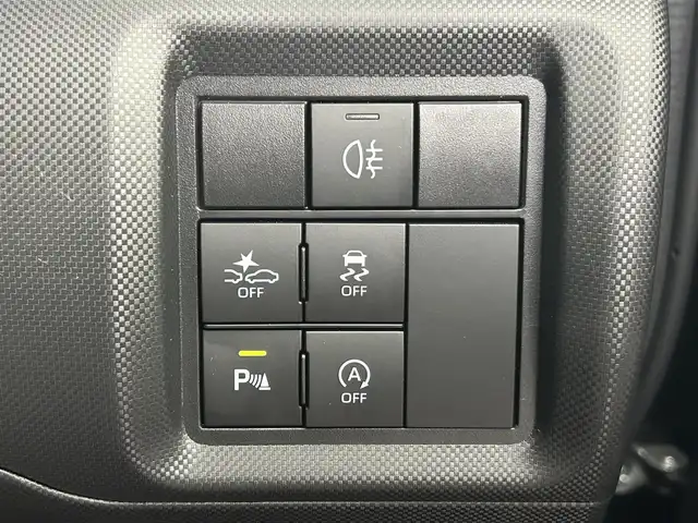 ダイハツ ロッキー G 千葉県 2020(令2)年 2.6万km ブラックマイカメタリック 禁煙車/衝突軽減ブレーキ/レーンキープアシスト/オートハイビーム/レーダークルーズコントロール/前後コーナーセンサー/純正メモリナビ/　CD/DVD/BT/フルセグ/バックカメラ/ビルトインETC/前席シートヒーター/ステアリングスイッチ/プッシュスタート＆スマートキー/純正17インチアルミホイール