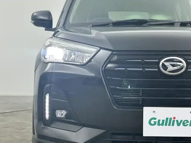 ダイハツ ロッキー G 千葉県 2020(令2)年 2.6万km ブラックマイカメタリック 禁煙車/衝突軽減ブレーキ/レーンキープアシスト/オートハイビーム/レーダークルーズコントロール/前後コーナーセンサー/純正メモリナビ/　CD/DVD/BT/フルセグ/バックカメラ/ビルトインETC/前席シートヒーター/ステアリングスイッチ/プッシュスタート＆スマートキー/純正17インチアルミホイール