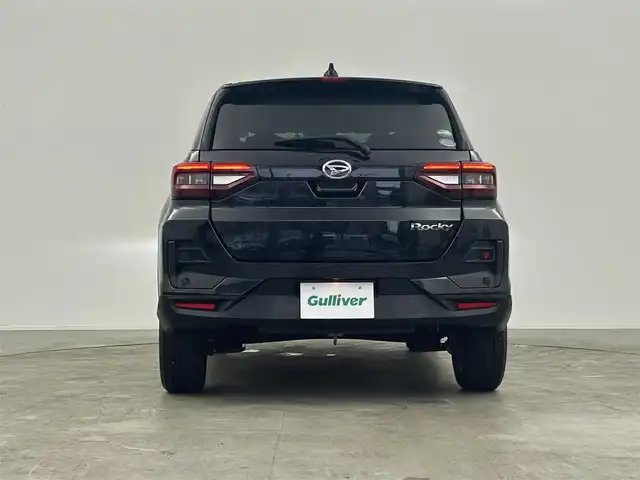 ダイハツ ロッキー G 千葉県 2020(令2)年 2.6万km ブラックマイカメタリック 禁煙車/衝突軽減ブレーキ/レーンキープアシスト/オートハイビーム/レーダークルーズコントロール/前後コーナーセンサー/純正メモリナビ/　CD/DVD/BT/フルセグ/バックカメラ/ビルトインETC/前席シートヒーター/ステアリングスイッチ/プッシュスタート＆スマートキー/純正17インチアルミホイール