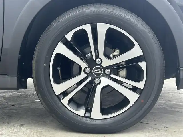 ダイハツ ロッキー G 千葉県 2020(令2)年 2.6万km ブラックマイカメタリック 禁煙車/衝突軽減ブレーキ/レーンキープアシスト/オートハイビーム/レーダークルーズコントロール/前後コーナーセンサー/純正メモリナビ/　CD/DVD/BT/フルセグ/バックカメラ/ビルトインETC/前席シートヒーター/ステアリングスイッチ/プッシュスタート＆スマートキー/純正17インチアルミホイール