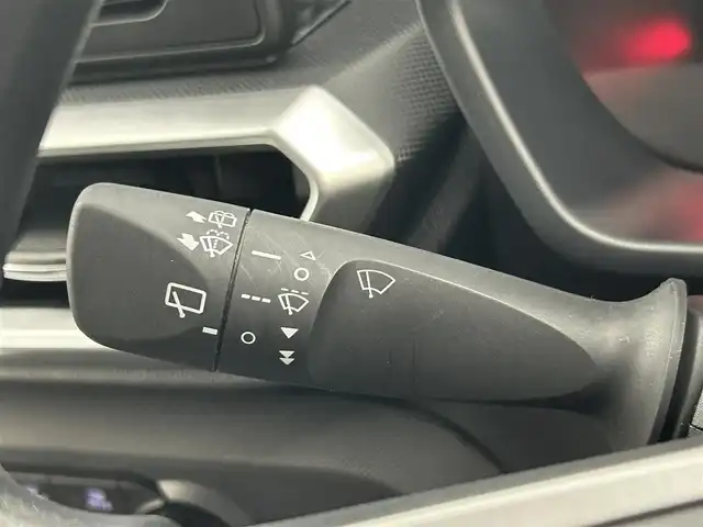 ダイハツ ロッキー G 千葉県 2020(令2)年 2.6万km ブラックマイカメタリック 禁煙車/衝突軽減ブレーキ/レーンキープアシスト/オートハイビーム/レーダークルーズコントロール/前後コーナーセンサー/純正メモリナビ/　CD/DVD/BT/フルセグ/バックカメラ/ビルトインETC/前席シートヒーター/ステアリングスイッチ/プッシュスタート＆スマートキー/純正17インチアルミホイール