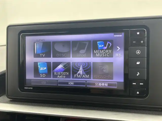 ダイハツ ロッキー G 千葉県 2020(令2)年 2.6万km ブラックマイカメタリック 禁煙車/衝突軽減ブレーキ/レーンキープアシスト/オートハイビーム/レーダークルーズコントロール/前後コーナーセンサー/純正メモリナビ/　CD/DVD/BT/フルセグ/バックカメラ/ビルトインETC/前席シートヒーター/ステアリングスイッチ/プッシュスタート＆スマートキー/純正17インチアルミホイール