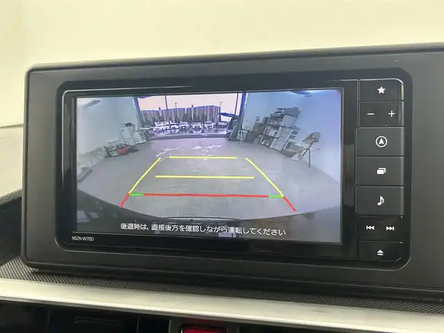 ダイハツ ロッキー G 千葉県 2020(令2)年 2.6万km ブラックマイカメタリック 禁煙車/衝突軽減ブレーキ/レーンキープアシスト/オートハイビーム/レーダークルーズコントロール/前後コーナーセンサー/純正メモリナビ/　CD/DVD/BT/フルセグ/バックカメラ/ビルトインETC/前席シートヒーター/ステアリングスイッチ/プッシュスタート＆スマートキー/純正17インチアルミホイール