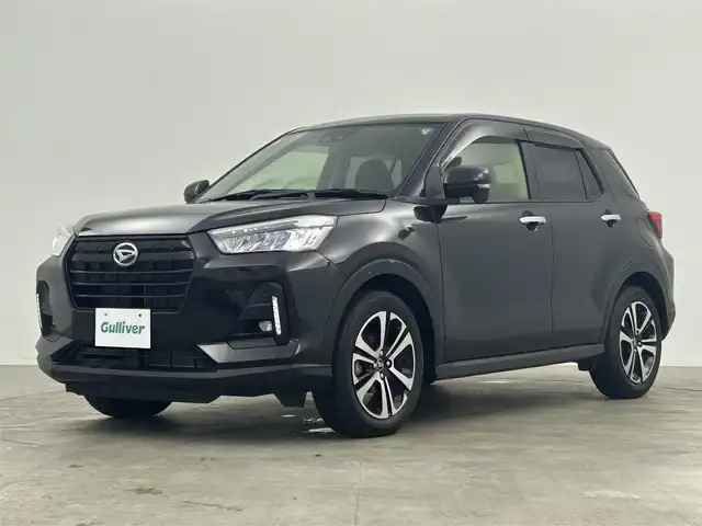 ダイハツ ロッキー G 千葉県 2020(令2)年 2.6万km ブラックマイカメタリック 禁煙車/衝突軽減ブレーキ/レーンキープアシスト/オートハイビーム/レーダークルーズコントロール/前後コーナーセンサー/純正メモリナビ/　CD/DVD/BT/フルセグ/バックカメラ/ビルトインETC/前席シートヒーター/ステアリングスイッチ/プッシュスタート＆スマートキー/純正17インチアルミホイール