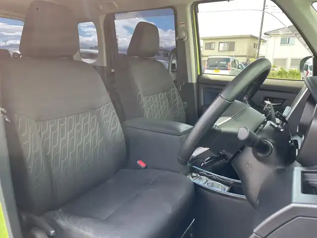 トヨタ ルーミー カスタムG－T 神奈川県 2018(平30)年 4.4万km フレッシュグリーンメタリック/シルバー2トーン 社外８型ナビ（MDV-S810L）/フルセグ/Bluetooth/CD/DVD/USB/HDMI/両側パワースライドドア　/クルーズコントロール　/バックカメラ　/シートヒーター　/コーナーセンサー　/ビルドインETC　/ドライブレコーダー　/LEDヘッドライト　/フォグライト　/オートライト/スマートキー/プッシュスタート/純正フロアマット/社外アルミホイール/ABS/横滑り防止装置/盗難防止装置/レーンキープアシスト/取扱説明書/保証書