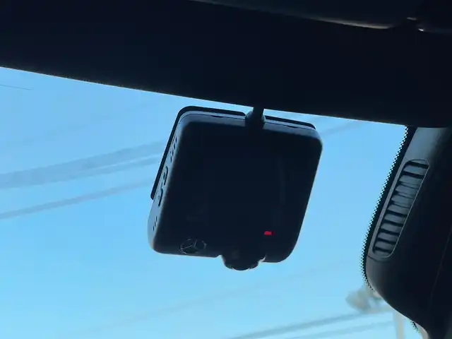 メルセデス・ベンツ Ｍ・ベンツ Ａ２００ｄ AMGライン 山梨県 2019(令1)年 4.4万km ポーラホワイト レーダーS/ナビゲーションP/HUD/黒半革/純正HDDナビ/Bカメラ/フルセグ/BT/ACC/LKA/BSA/ステアリングS/Pシート/シートヒーター/LEDヘッドライト/オートライト/オートハイビーム/保証書/スペアキー