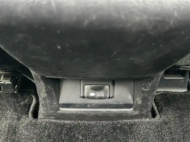 レクサス ＮＸ 300h バージョンL 鹿児島県 2014(平26)年 8.9万km ソニッククォーツ 4WD/プリクラッシュセーフティ/純正SDナビ/CD/DVD/BD/フルセグ/MSV/全方位モニター/レーダークルーズコントロール/LEDヘッドライト/レザーシート/シートヒーター/エアシート/前席パワーシート/スマートキー/カードキー/純正ドライブレコーダー/ビルトインETC2.0