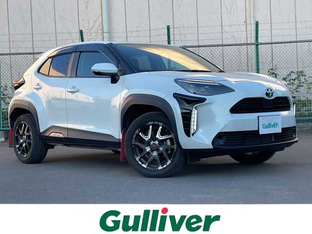 トヨタ ヤリスクロス G 東京都 2021(令3)年 2.1万km ホワイトパールクリスタルシャイン ユーザー買取車/純正ナビ/＜AM/FM/BT/Miracast/USB入力端子＞/バックビューモニター/追従クルコン/ＰＫＳＢ/ＰＣＳ/ＬＴＡ/コーナーセンサー/ビルトインＥＴＣ２．０/横滑り制御機能/ドライブモード/ヘッドライトレベライザー/オートマチックハイビーム/GRマッドフラップ/純正フロアマット
