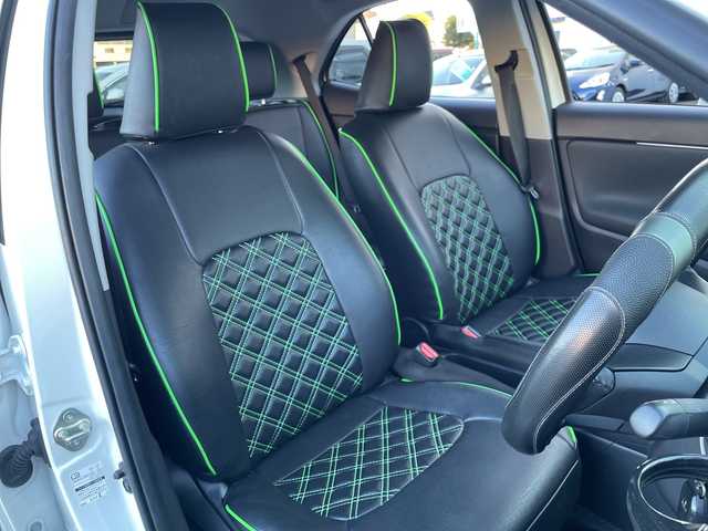 トヨタ ヤリスクロス G 東京都 2021(令3)年 2.1万km ホワイトパールクリスタルシャイン ユーザー買取車/純正ナビ/＜AM/FM/BT/Miracast/USB入力端子＞/バックビューモニター/追従クルコン/ＰＫＳＢ/ＰＣＳ/ＬＴＡ/コーナーセンサー/ビルトインＥＴＣ２．０/横滑り制御機能/ドライブモード/ヘッドライトレベライザー/オートマチックハイビーム/GRマッドフラップ/純正フロアマット