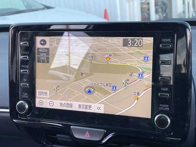 トヨタ ヤリスクロス G 東京都 2021(令3)年 2.1万km ホワイトパールクリスタルシャイン ユーザー買取車/純正ナビ/＜AM/FM/BT/Miracast/USB入力端子＞/バックビューモニター/追従クルコン/ＰＫＳＢ/ＰＣＳ/ＬＴＡ/コーナーセンサー/ビルトインＥＴＣ２．０/横滑り制御機能/ドライブモード/ヘッドライトレベライザー/オートマチックハイビーム/GRマッドフラップ/純正フロアマット