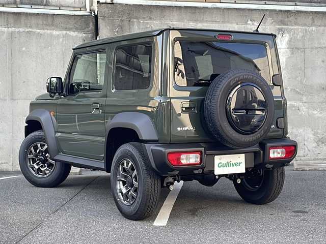 スズキ ジムニー シエラ JC 愛知県 2025(令7)年 0.1千km ジャングルグリーン 登録時３０km/スズキセーフティーサポート/・デュアルセンサーブレーキサポートII/・発進お知らせ機能/・標識認識機能/・アダプティブクルーズコントロール/・車線逸脱抑制機能/・車線逸脱警報機能/・ふらつき警報機能/・誤発進抑制機能/・後方誤発進抑制機能/・低速時ブレーキサポート（前進・後退）/・ハイビームアシスト/スマートキー/プッシュスタート/LEDヘッドライト/フォグライト/オートライト/取扱説明書/保証書/スペアスマートキー１本