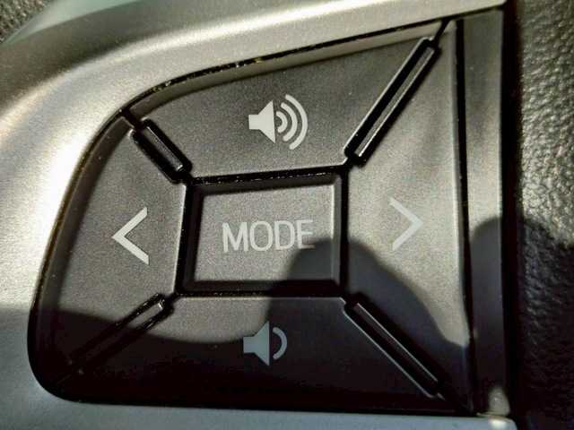 ダイハツ タント カスタム X トップED SA Ⅲ 和歌山県 2019(令1)年 5万km パールホワイトⅢ 純正8インチナビ/フルセグTV/全方位カメラ/衝突軽減ブレーキ/横滑り防止機能/アイドリングストップ/両側パワースライドドア/シートヒーター/ETC/LEDヘッドライト/オートライト/オートマチックハイビーム/フォグランプ/プッシュスタート/スマートキー/純正フロアマット/純正AW