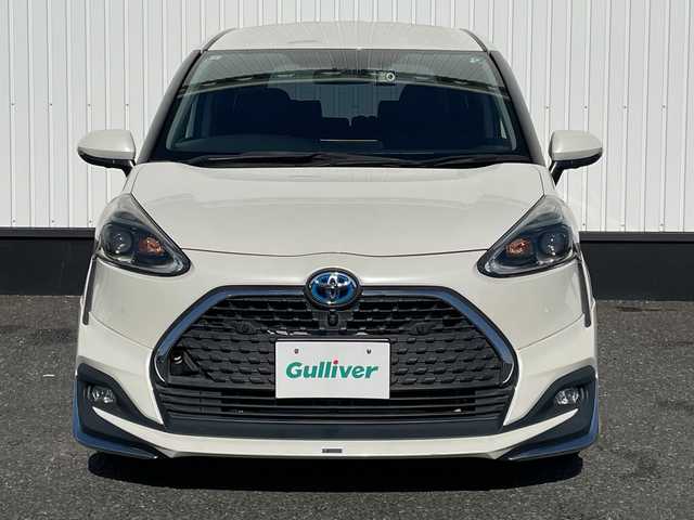 トヨタ シエンタ ハイブリッド G クエロ 千葉県 2019(令1)年 5.6万km ホワイトパールクリスタルシャイン 純正9インチナビ/(AM/FM/BT/TV/DVD)/モデリスタエアロ/全周囲カメラ/トヨタセーフティセンス/ドライブレコーダー/衝突被害軽減システム/車線逸脱警報/クルーズコントロール/ハーフレザーシート/両側パワースライドドア/横滑り防止装置/ETC/LEDヘッドライト/フォグランプ/オートライト/ウィンカーミラー/電動格納ミラー/社外15インチAW/シートヒーター/シートリフター/ステアリングヒーター/プッシュスタート/スマートキー/フロアマット