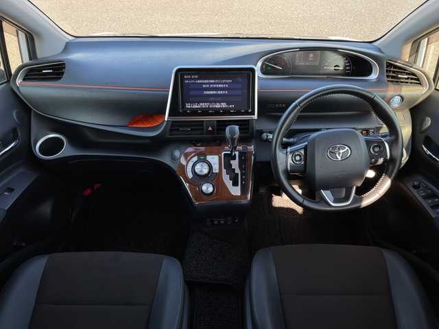 トヨタ シエンタ ハイブリッド G クエロ 千葉県 2019(令1)年 5.6万km ホワイトパールクリスタルシャイン 純正9インチナビ/(AM/FM/BT/TV/DVD)/モデリスタエアロ/全周囲カメラ/トヨタセーフティセンス/ドライブレコーダー/衝突被害軽減システム/車線逸脱警報/クルーズコントロール/ハーフレザーシート/両側パワースライドドア/横滑り防止装置/ETC/LEDヘッドライト/フォグランプ/オートライト/ウィンカーミラー/電動格納ミラー/社外15インチAW/シートヒーター/シートリフター/ステアリングヒーター/プッシュスタート/スマートキー/フロアマット