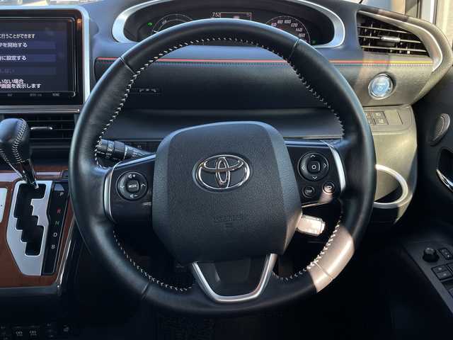 トヨタ シエンタ ハイブリッド G クエロ 千葉県 2019(令1)年 5.6万km ホワイトパールクリスタルシャイン 純正9インチナビ/(AM/FM/BT/TV/DVD)/モデリスタエアロ/全周囲カメラ/トヨタセーフティセンス/ドライブレコーダー/衝突被害軽減システム/車線逸脱警報/クルーズコントロール/ハーフレザーシート/両側パワースライドドア/横滑り防止装置/ETC/LEDヘッドライト/フォグランプ/オートライト/ウィンカーミラー/電動格納ミラー/社外15インチAW/シートヒーター/シートリフター/ステアリングヒーター/プッシュスタート/スマートキー/フロアマット