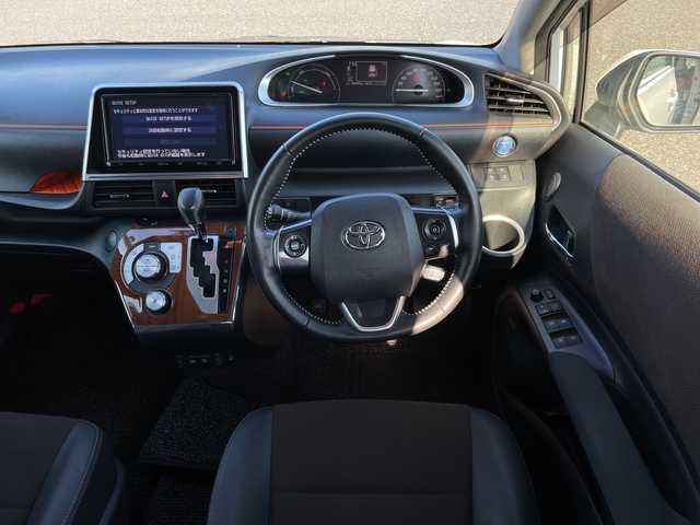 トヨタ シエンタ ハイブリッド G クエロ 千葉県 2019(令1)年 5.6万km ホワイトパールクリスタルシャイン 純正9インチナビ/(AM/FM/BT/TV/DVD)/モデリスタエアロ/全周囲カメラ/トヨタセーフティセンス/ドライブレコーダー/衝突被害軽減システム/車線逸脱警報/クルーズコントロール/ハーフレザーシート/両側パワースライドドア/横滑り防止装置/ETC/LEDヘッドライト/フォグランプ/オートライト/ウィンカーミラー/電動格納ミラー/社外15インチAW/シートヒーター/シートリフター/ステアリングヒーター/プッシュスタート/スマートキー/フロアマット