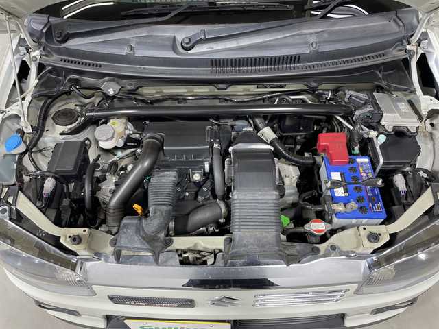 スズキ アルト ワークス 神奈川県 2019(令1)年 3.9万km ピュアホワイトP 社外9インチディスプレイオーディオ(ATOTO A6pro)/ドライブレコーダー/セーフティサポート/衝突被害軽減システム/車線逸脱警報/バックカメラ/横滑り防止装置/ETC/アイドリングストップ/HIDヘッドライト/オートライト/ウィンカーミラー/電動格納ミラー/純正15インチAW/シートリフター/プッシュスタート/スマートキー/フロアマット/ドアバイザー/ステアリングスイッチ/スペアキー/取扱説明書/保証書