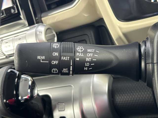 スズキ クロスビー HYBRID MZ 奈良県 2025(令7)年 0.5万km ピュアホワイトパール/ブラック2トーンルーフ 純正8インチナビ/フルセグ CD DVD BT MSV USB/全方位モニター/デュアルブレーキサポート/レーン逸脱警報システム/レーダークルーズコントロール/コーナーセンサー/純正ドライブレコーダー/ビルトインETC/アイドリングストップ/LEDヘッドライト/フォグライト/オートライト/パドルシフト/4WD/純正マット/ドアバイザー/スマートキー/プッシュスタート